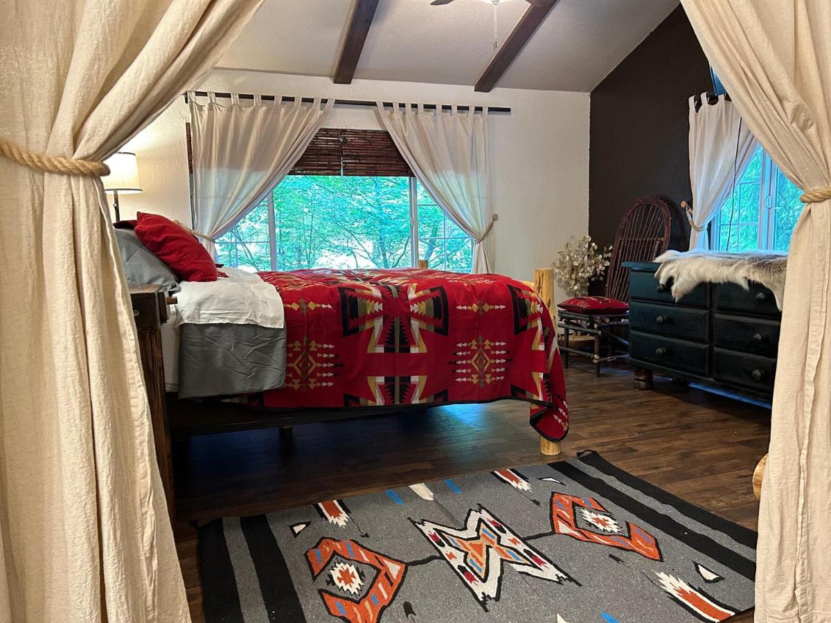 Cozy Bird House W Big Screen! Mount Hood Village Extérieur photo