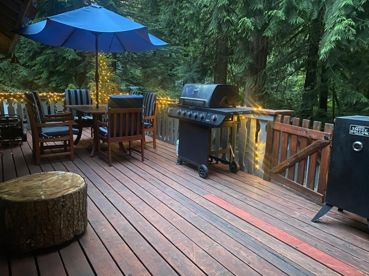 Cozy Bird House W Big Screen! Mount Hood Village Extérieur photo